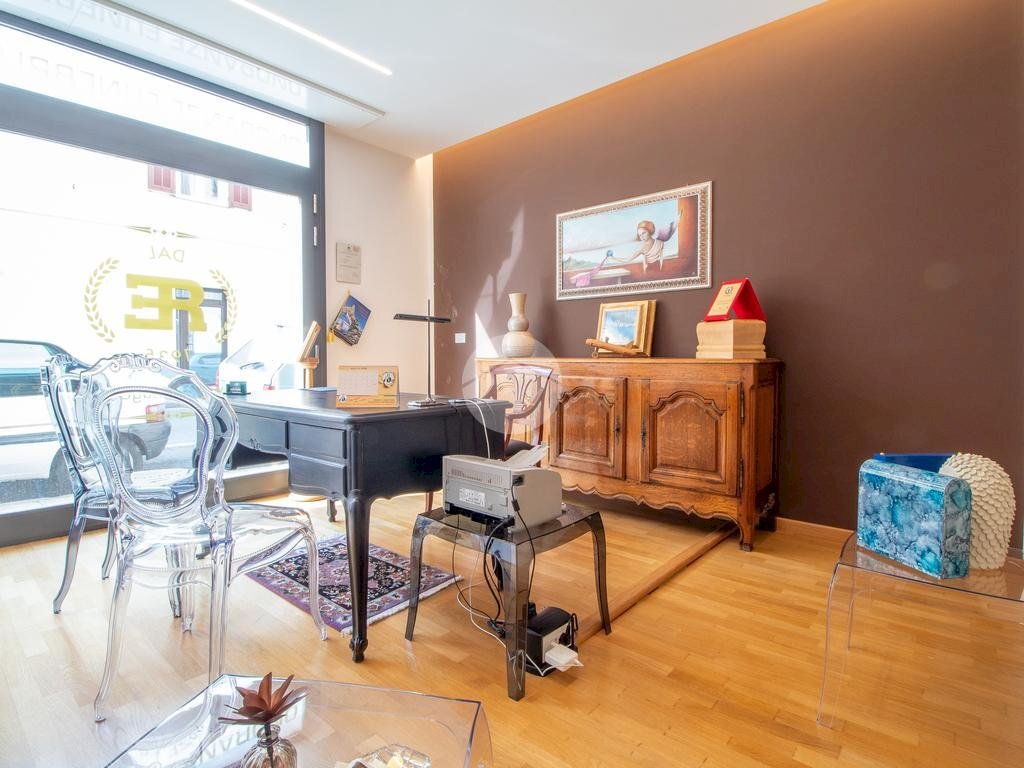 Negozio Via Santa Lucia, Imperia - foto 3