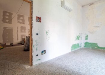 Warehouse Via Santa Lucia, Imperia - photo 6