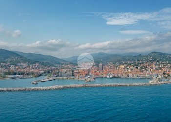 Warehouse Via Santa Lucia, Imperia - photo 12