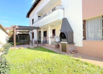 Three-room apartment Via Cascina Monza, Cornaredo - photo 1