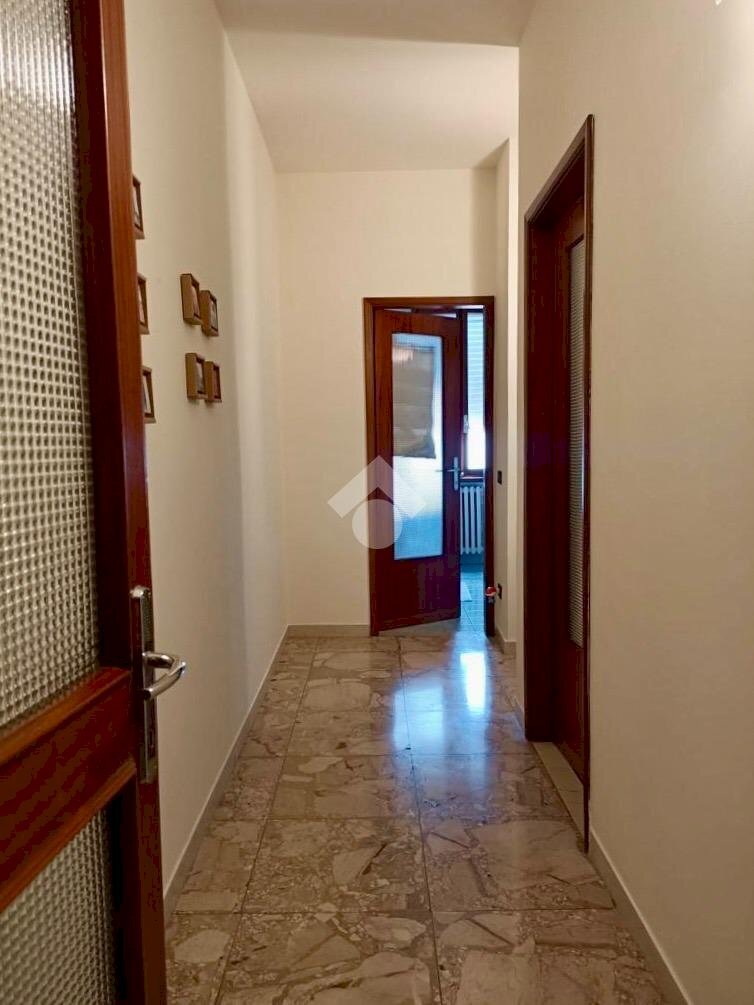 Trilocale via Amici, Modena (zona Circoscrizione 1) - foto 3