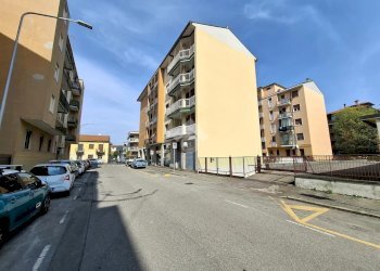 Trilocale Via G. Rossini, Magenta - foto 1