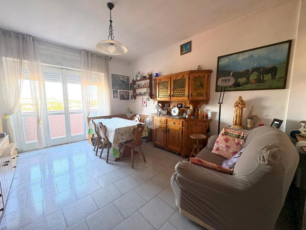 Three-room apartment Via Cremona, Legnano - photo 2