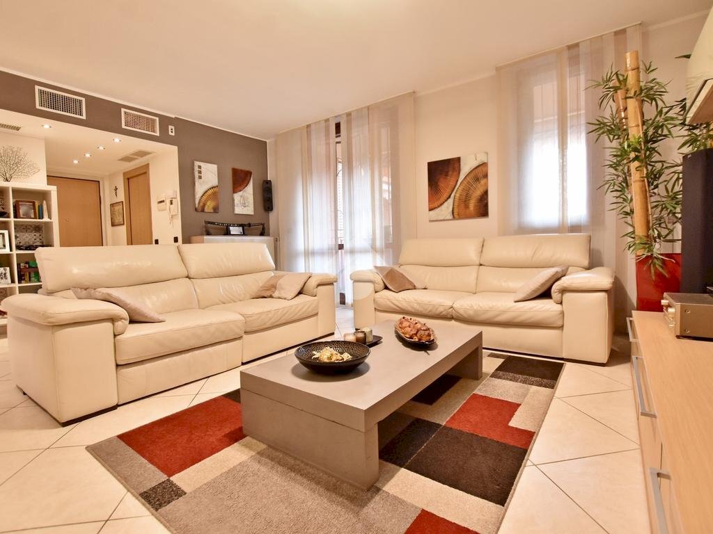 Three-room apartment Via Aldo Moro, Vignate - photo 2