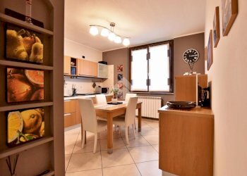 Three-room apartment Via Aldo Moro, Vignate - photo 11