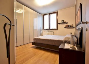 Three-room apartment Via Aldo Moro, Vignate - photo 14