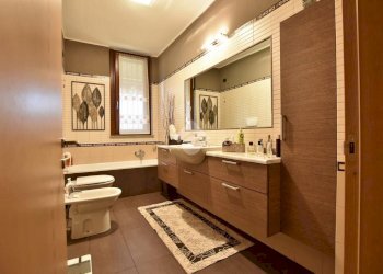 Three-room apartment Via Aldo Moro, Vignate - photo 23