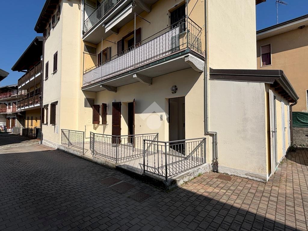 Trilocale Via roma, Pombia - foto 1