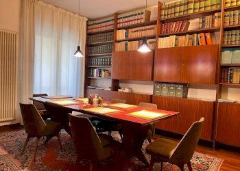 Ufficio Piazza Galileo Galilei, Bologna (zona Centro Storico) - foto 1