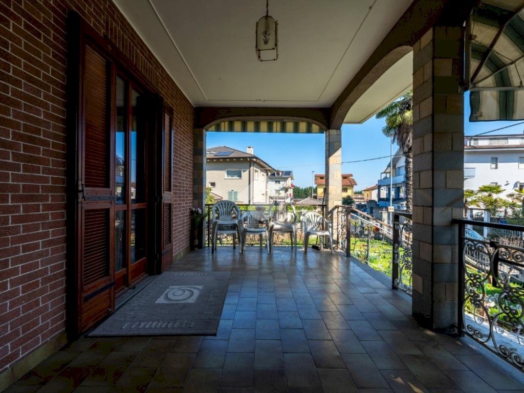 Villa Via Don Chiaffredo Perano, Busca - photo 2