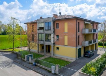 Three-room apartment Via Don Cipriano Ferrari, Rubiera - photo 1