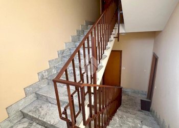 Four-room apartment Via Romita, Alba - photo 3