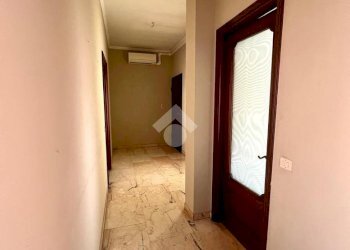 Four-room apartment Via Romita, Alba - photo 6