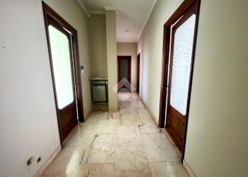 Four-room apartment Via Romita, Alba - photo 9