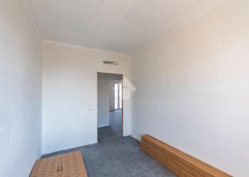 Three-room apartment Via Giacomo Matteotti, Rescaldina - photo 11