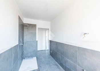 Three-room apartment Via Giacomo Matteotti, Rescaldina - photo 14