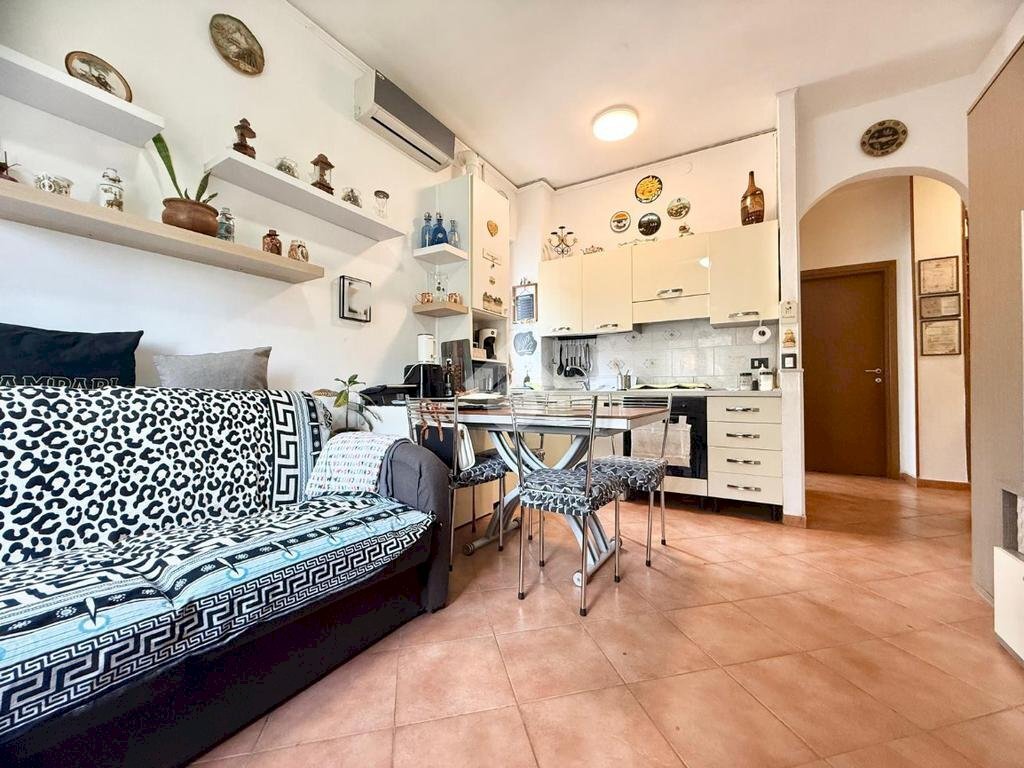 Two-room apartment Via Giotto, Cinisello Balsamo - photo 1