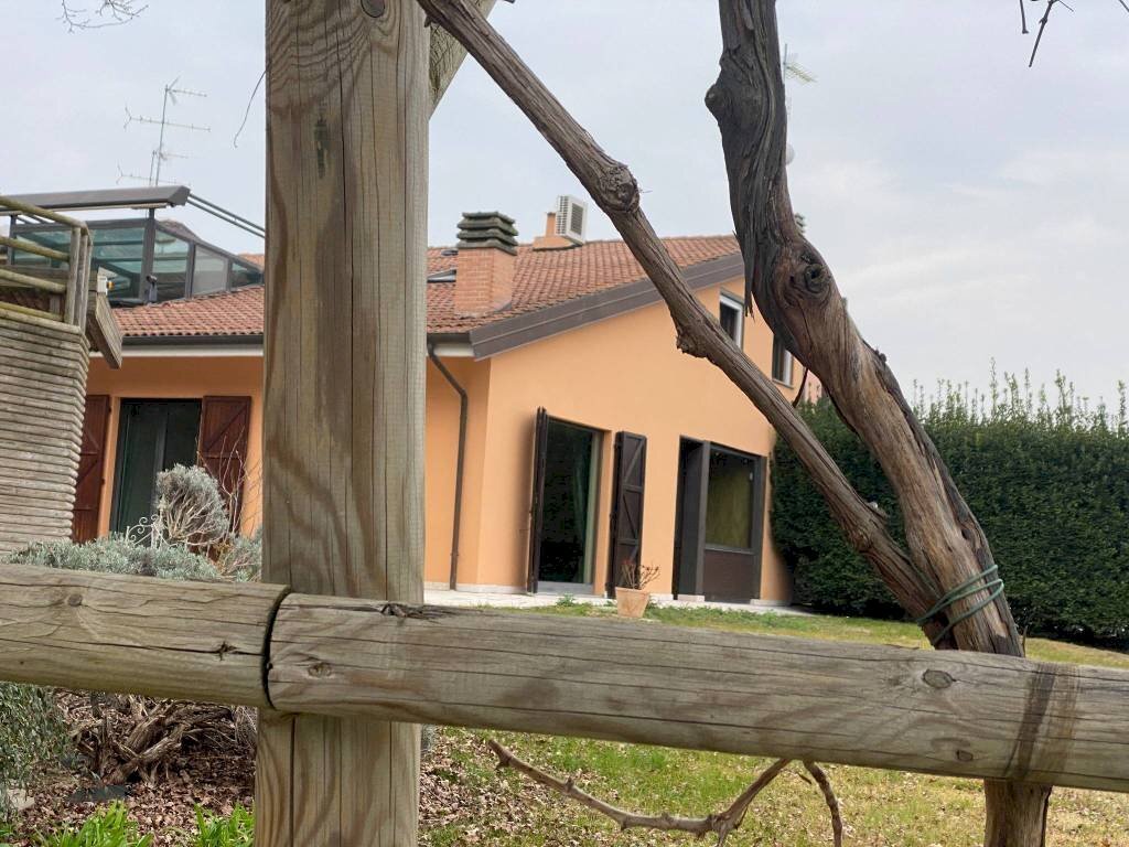 Villa Imola - foto 2