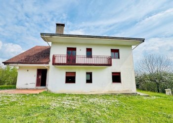 Foto 1 - Casa indipendente VIA APPIA NUOVA, Calvi - foto 1