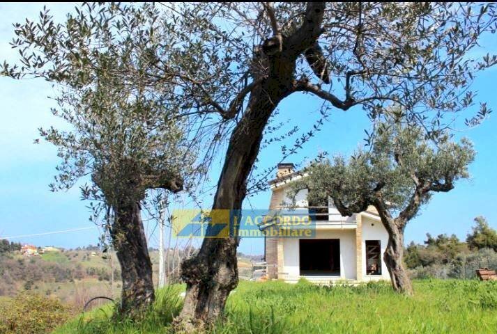 Foto 3 - Villa STRADA DEL SANTISSIMO SALVATORE, Chieti - foto 3