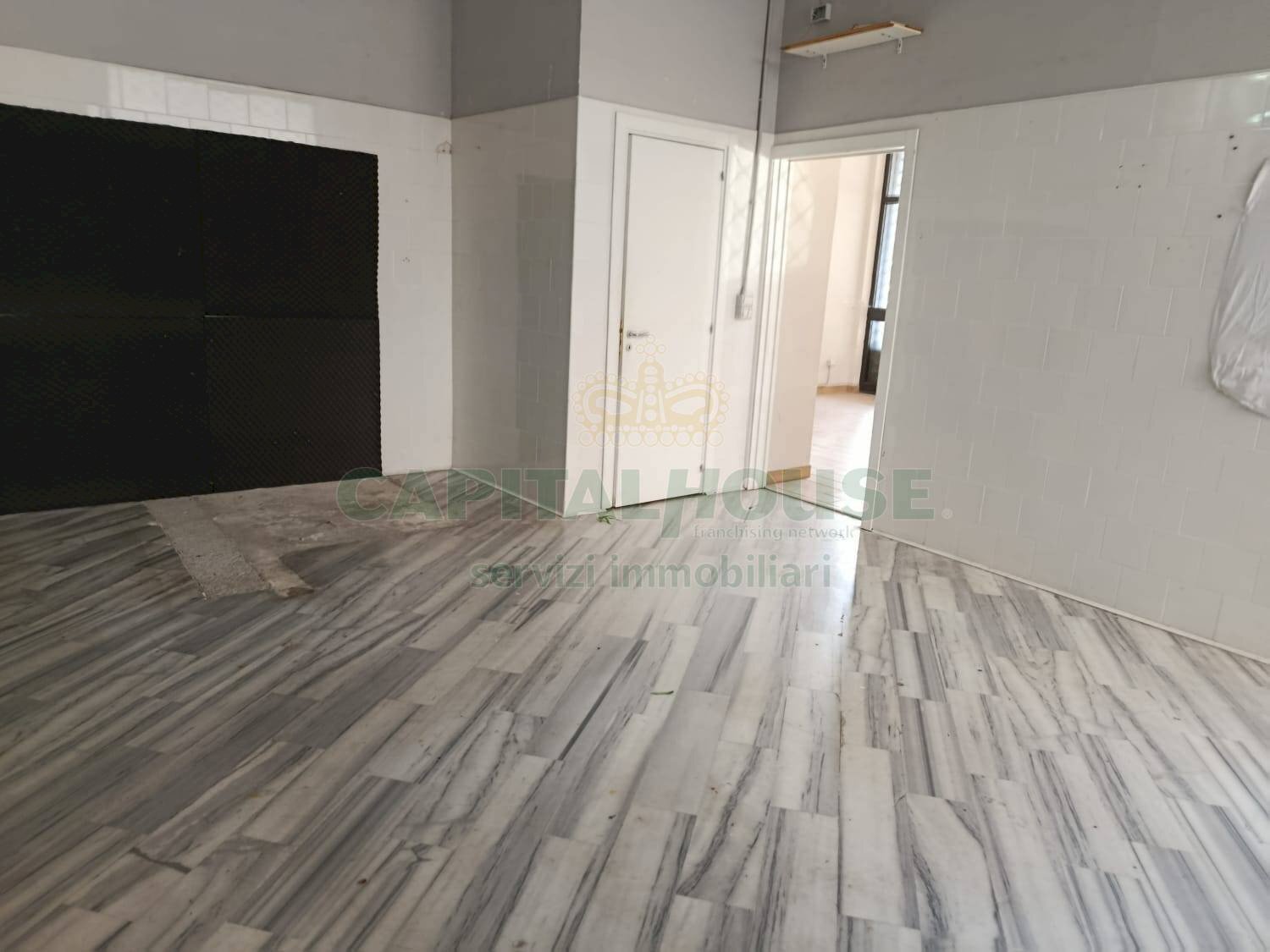 Foto 2 - Locale Commerciale VIA BRAMANTE, Caserta - foto 2