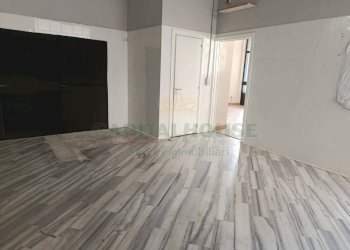 Foto 3 - Locale Commerciale VIA BRAMANTE, Caserta - foto 3