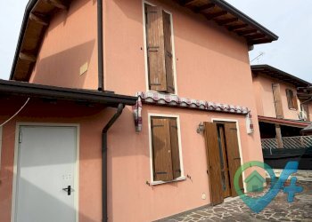 Foto 18 - Villa a Schiera via Budapest
 
118, Castel Goffredo - foto 18