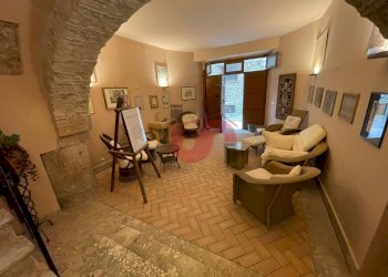 Foto 2 - Stabile - Palazzo via Sessualdo, Benevento - foto 2