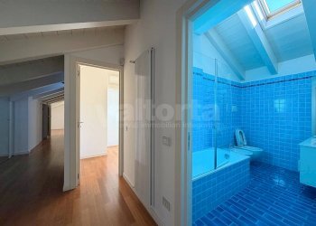 Foto 17 - Apartment Vicolo Lambretto
 
1, Monza - photo 17