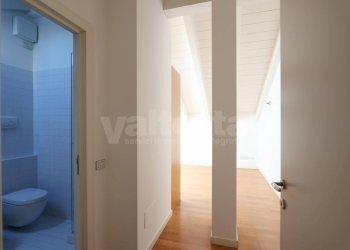 Foto 19 - Apartment Vicolo Lambretto
 
1, Monza - photo 19