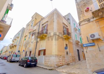 Edificio all\'aperto - Independent house Via San Gioacchino
 
57, Molfetta - photo 1