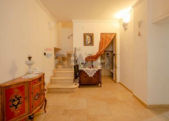 Scale - Independent house Via San Gioacchino
 
57, Molfetta - photo 10