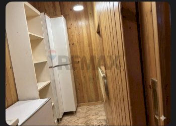 Cabina armadio - Box Via Fieno
 
7, Adelfia - photo 3