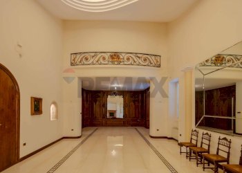 Hall / corridoio - Apartment Piazza Trieste
 
7, Trani - photo 6