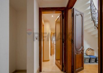 Hall / corridoio - Apartment Piazza Trieste
 
7, Trani - photo 23