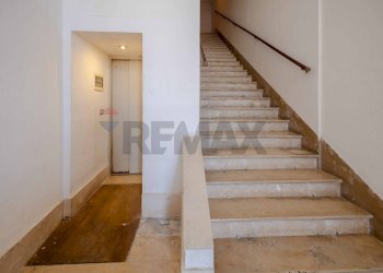 Scale - Apartment Piazza Trieste
 
7, Trani - photo 55