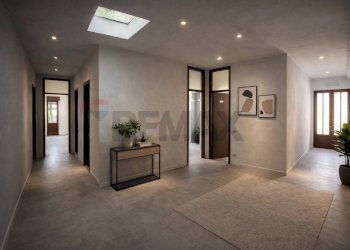 Hall / corridoio - Appartamento Via Valcuvia
 
10, Brenta - foto 3