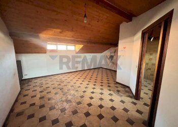 Stanza vuota - Appartamento Via Valcuvia
 
10, Brenta - foto 11