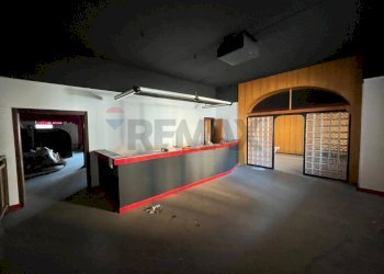 Parcheggio - Appartamento Via Valcuvia
 
10, Brenta - foto 14