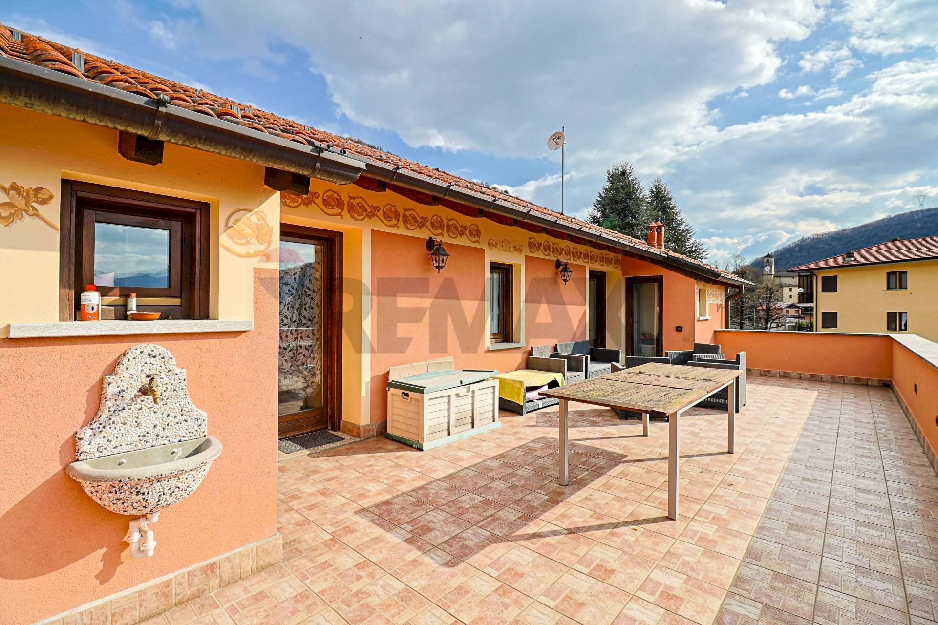 Terrazza - Three-room apartment Piazza Bernardino Luini
 
8, Dumenza - photo 1