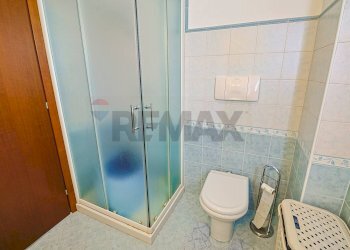 Bagno - Three-room apartment Piazza Bernardino Luini
 
8, Dumenza - photo 20