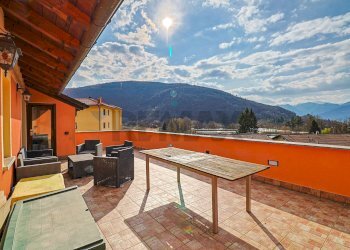 Terrazza - Three-room apartment Piazza Bernardino Luini
 
8, Dumenza - photo 22