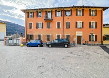 Edificio all\'aperto - Three-room apartment Piazza Bernardino Luini
 
8, Dumenza - photo 32