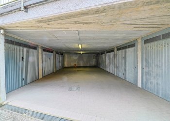 Parcheggio - Three-room apartment Piazza Bernardino Luini
 
8, Dumenza - photo 33