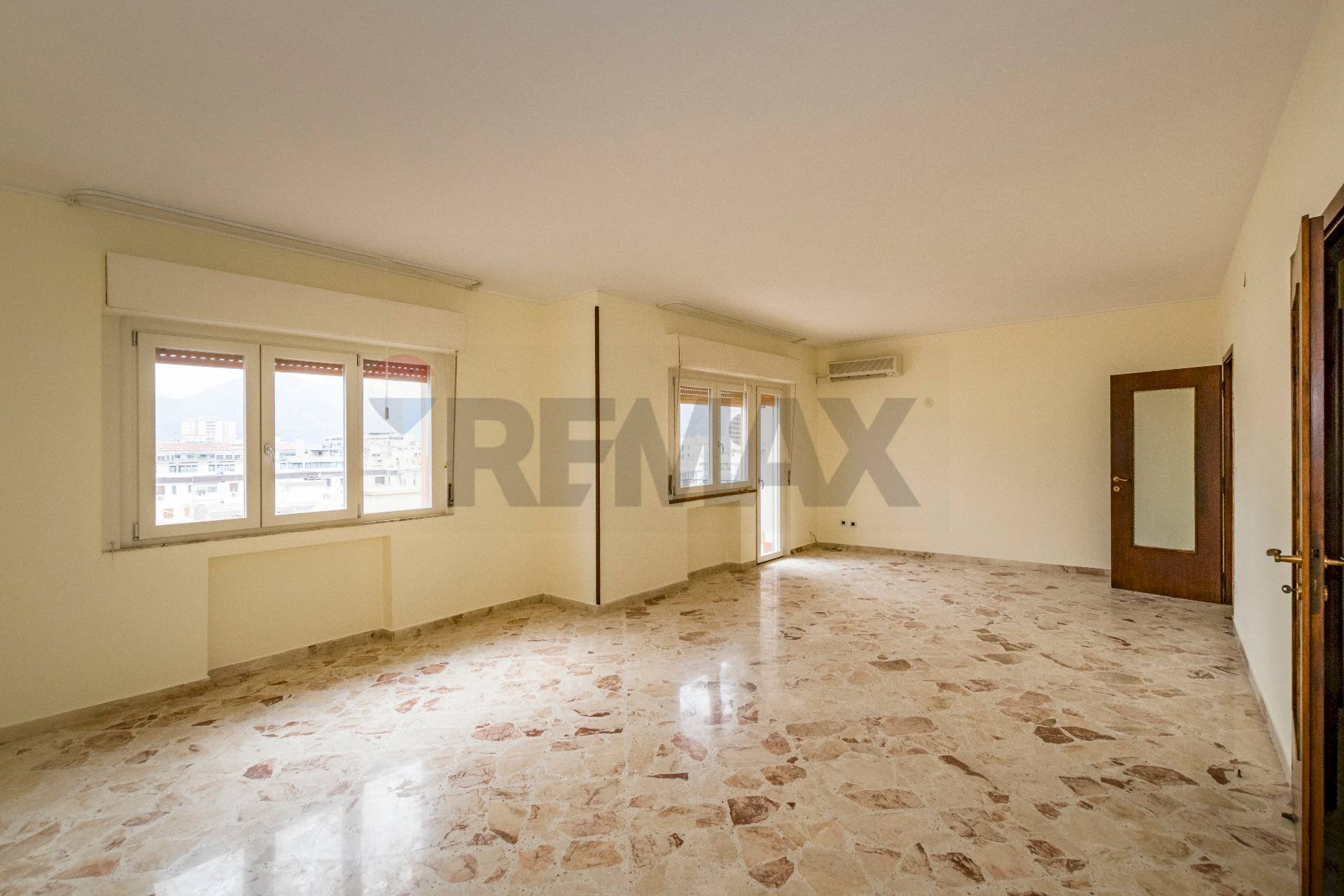 Stanza vuota - Appartamento Via Sampolo
 
65, Palermo - foto 1