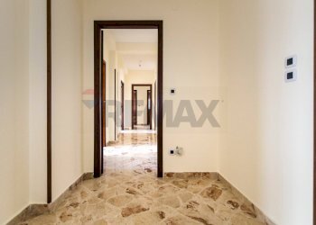 Hall / corridoio - Apartment Via Sampolo
 
65, Palermo - photo 13
