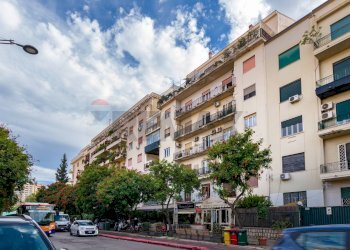 Prospetto principale - Appartamento Viale Boris Giuliano
 
18, Palermo - foto 33