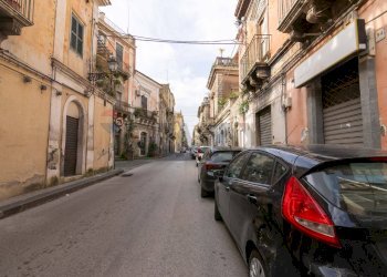 Edificio all\'aperto - Independent house Via Marengo
 
1, Lentini - photo 21