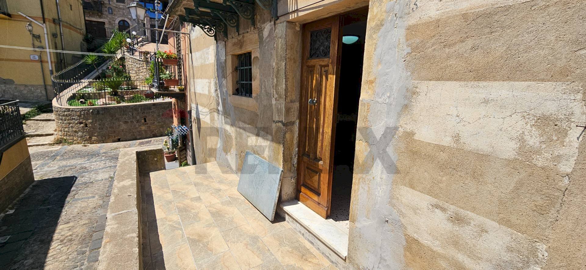 Edificio all\'aperto - Semi-detached house Via Marsala
12, Mistretta - photo 3