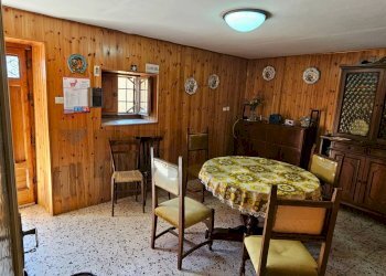 Sala da pranzo - Casa semi indipendente Via Marsala
 
12, Mistretta - foto 5